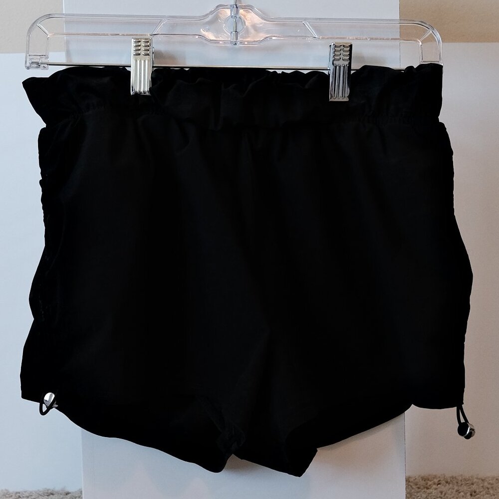 Alo Cinch It Up Short